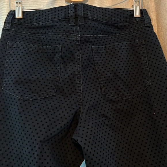 New without tags Macy’s style and Company jeans deep navy blue dotted Swiss - Picture 3 of 4